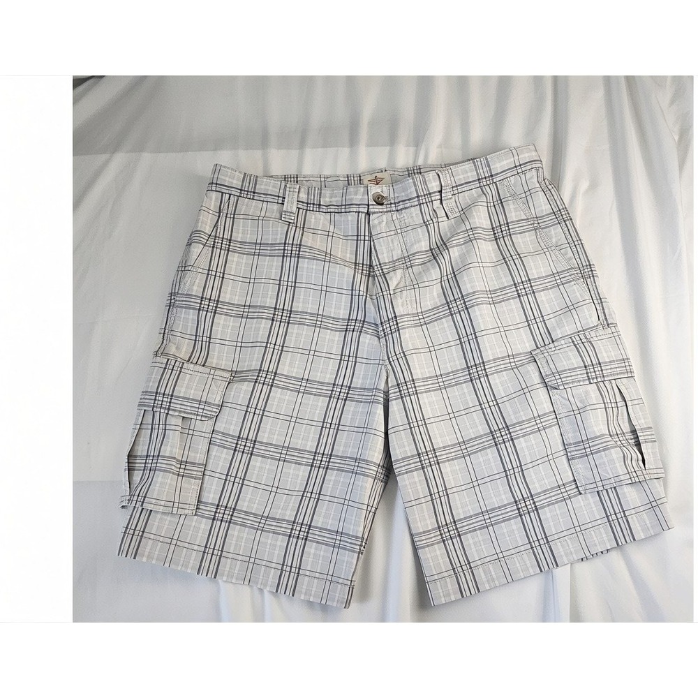 Dockers Mens 34 Cargo Shorts Grey White Plaid Cotton Utility Casual Summer